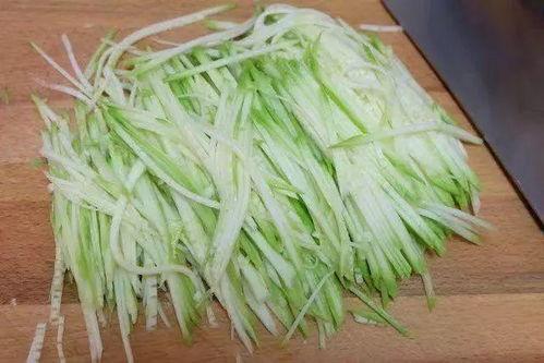 茭瓜丝怎么吃最好吃视频,茭瓜丝的多样吃法揭秘