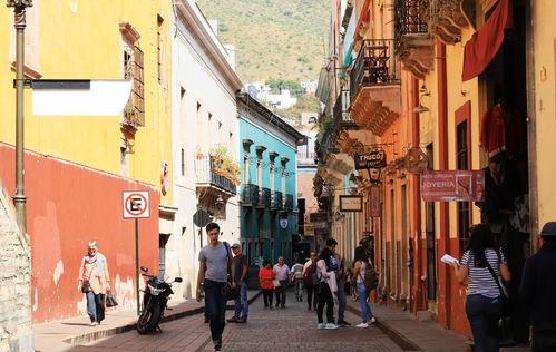 古城吃瓜原视频,揭秘古都美食背后的故事