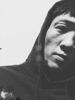 李牧吃瓜最新视频播放在线观看,精彩瞬间在线直播，不容错过！