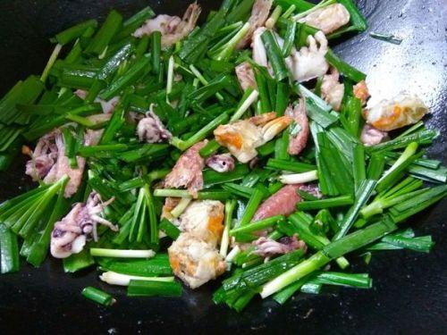 肉角瓜炒韭菜可以吃吗视频,家常美味，营养丰富的快手菜