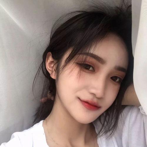 霸气吃瓜女孩视频,揭秘网络红人的魅力与影响力