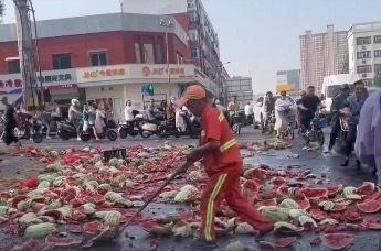 曹县庄寨吃瓜事件视频曝光,视频曝光揭示惊人真相