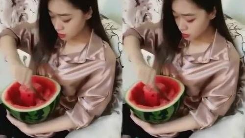 姑娘吃瓜的视频,揭秘娱乐圈幕后故事