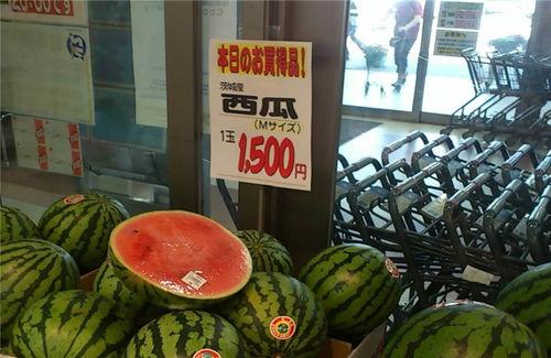 烟台网红老外吃瓜视频