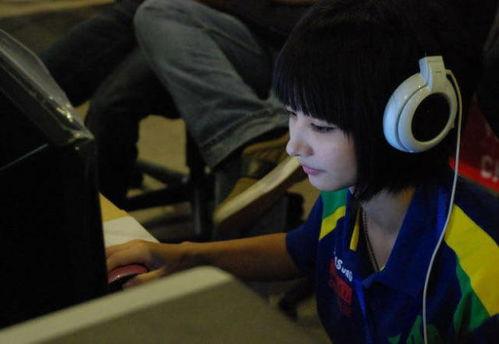 女的去男生宿舍吃瓜视频,女生宿舍探秘男生宿舍，吃瓜视频引发热议